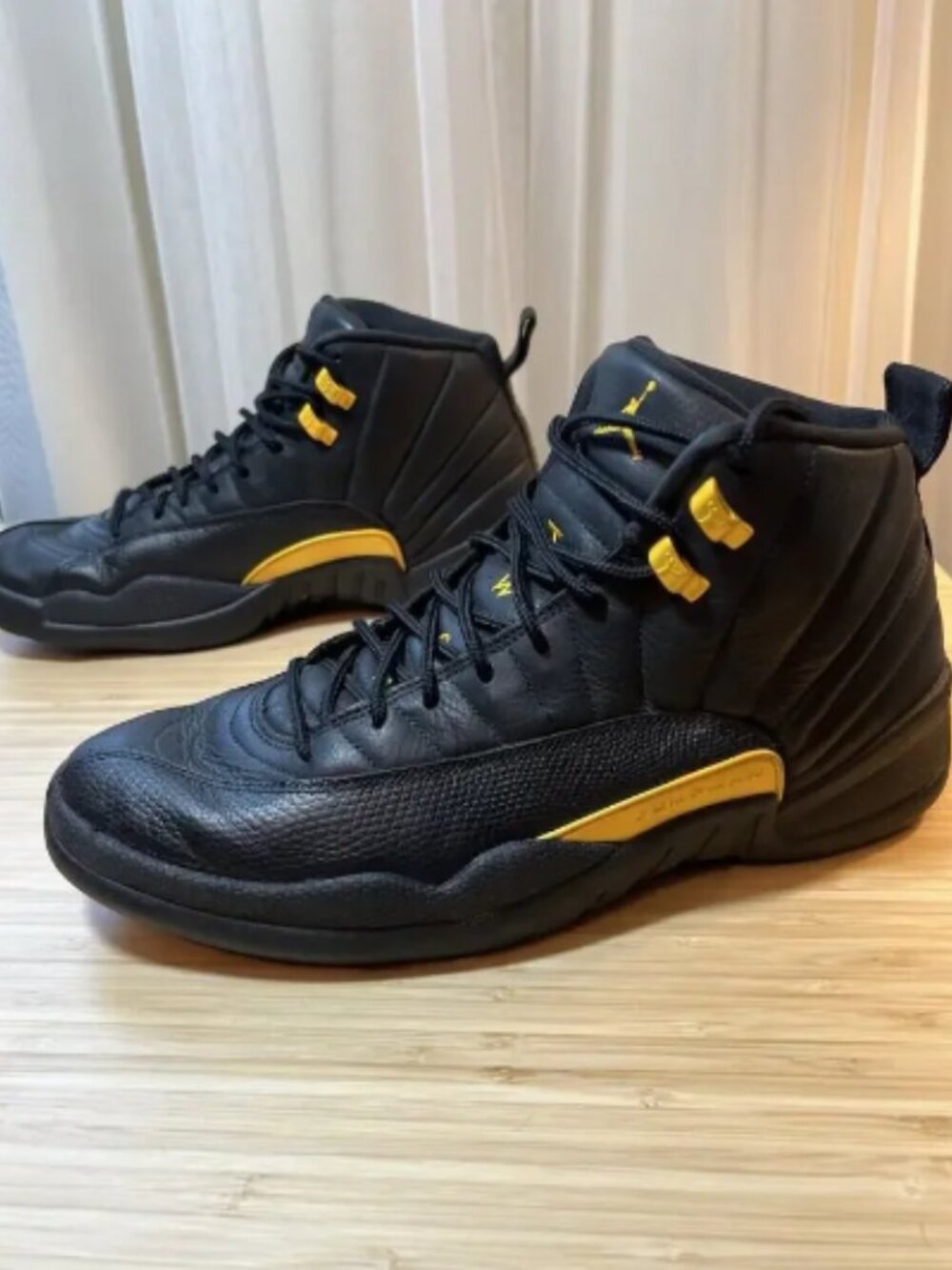 Jordan 12 Retro Mid Black Taxi